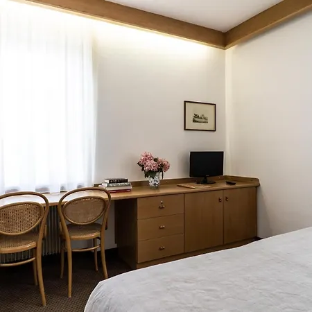 Regina Hotel 3*