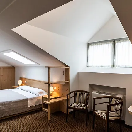 Hotel Regina Levico Terme